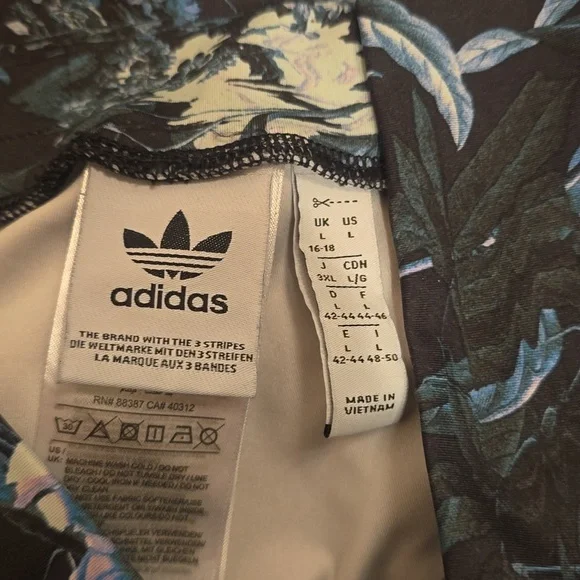 Floral Addidas Leggins - Picture 4 of 4